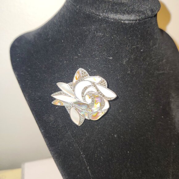 Jewelry - Vintage Abalone 925 Silver Floral Brooch w/Insignia on the Back